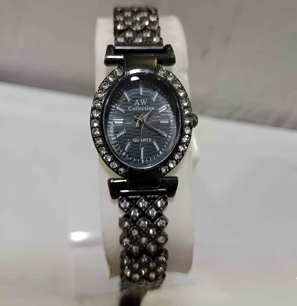 AW Collection Women’s Quartz Watch – Elegant Black Metal Band | Crystal Stylish Ladies Watch Pakistan